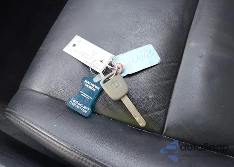 2012 Honda Accord 2.4 Ex-L from USA, damaged, VIN 1HGCP2F80CA083804